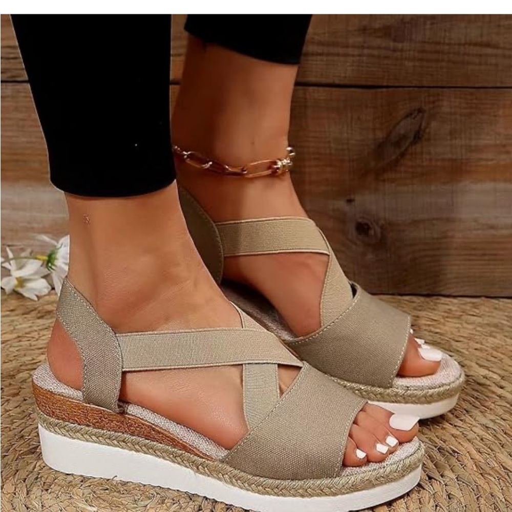 Grishay Sandals size 6